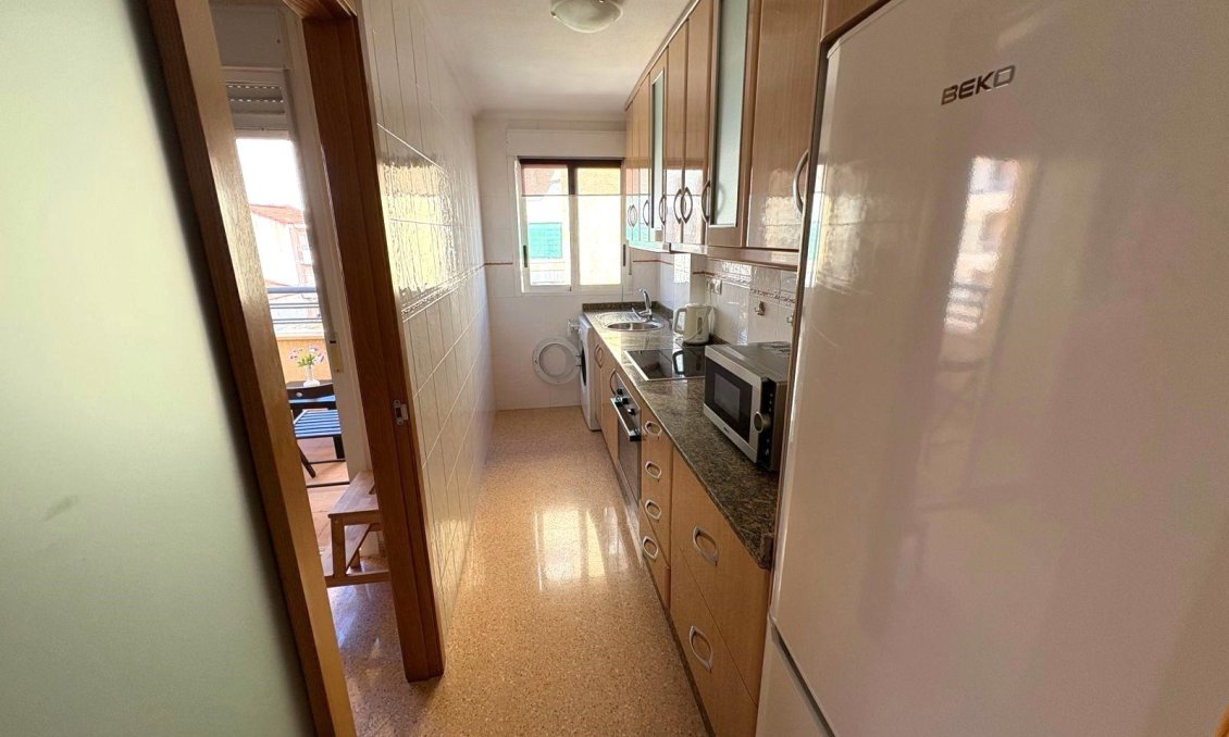 Segunda mano - Apartamento -
Torrevieja - Centro