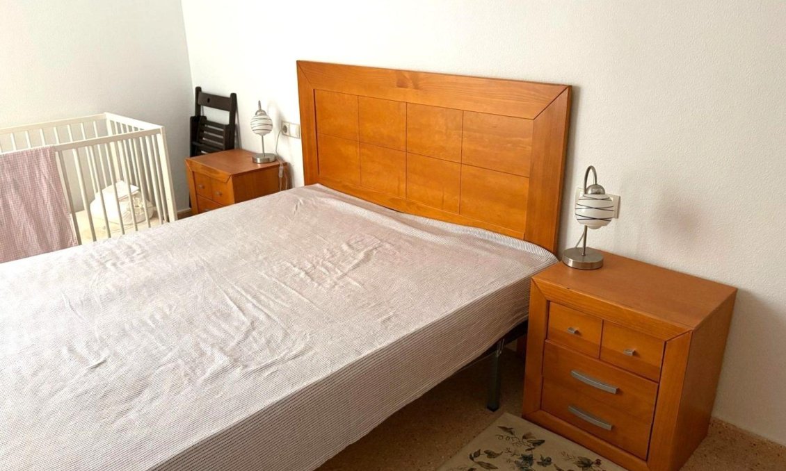 Segunda mano - Apartamento -
Torrevieja - Centro