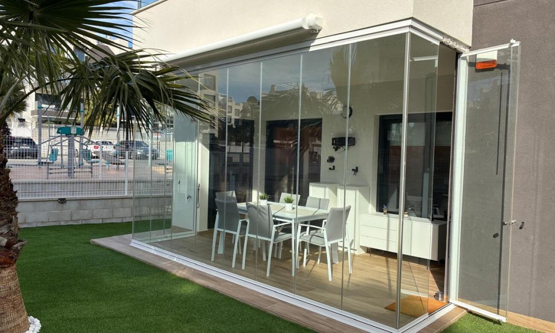 Wiederverkauf - Wohnung -
Villamartin - Costa Blanca