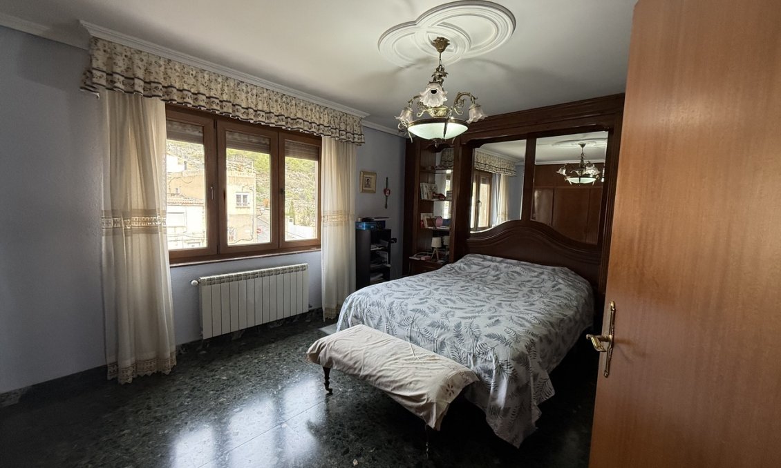 Segunda mano - Apartamento -
Onil - Costa Blanca