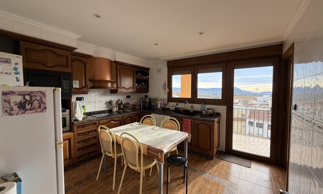 Segunda mano - Apartamento -
Onil - Costa Blanca