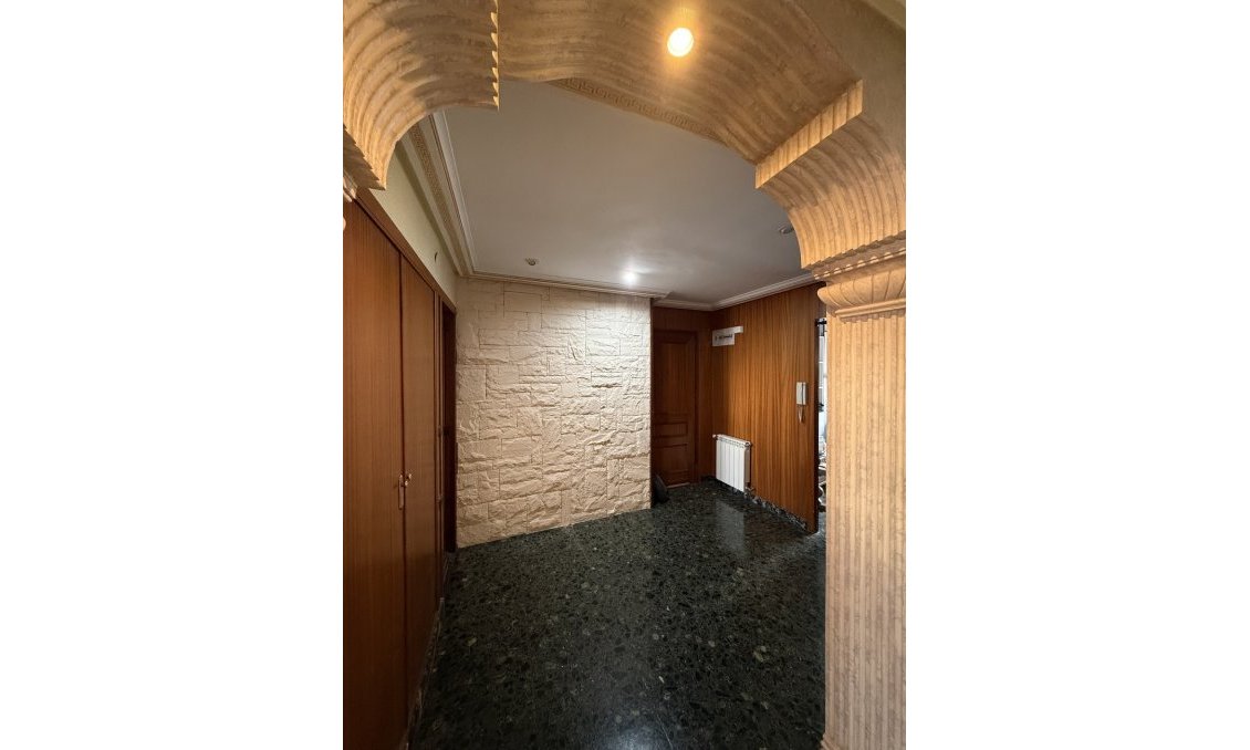 Segunda mano - Apartamento -
Onil - Costa Blanca