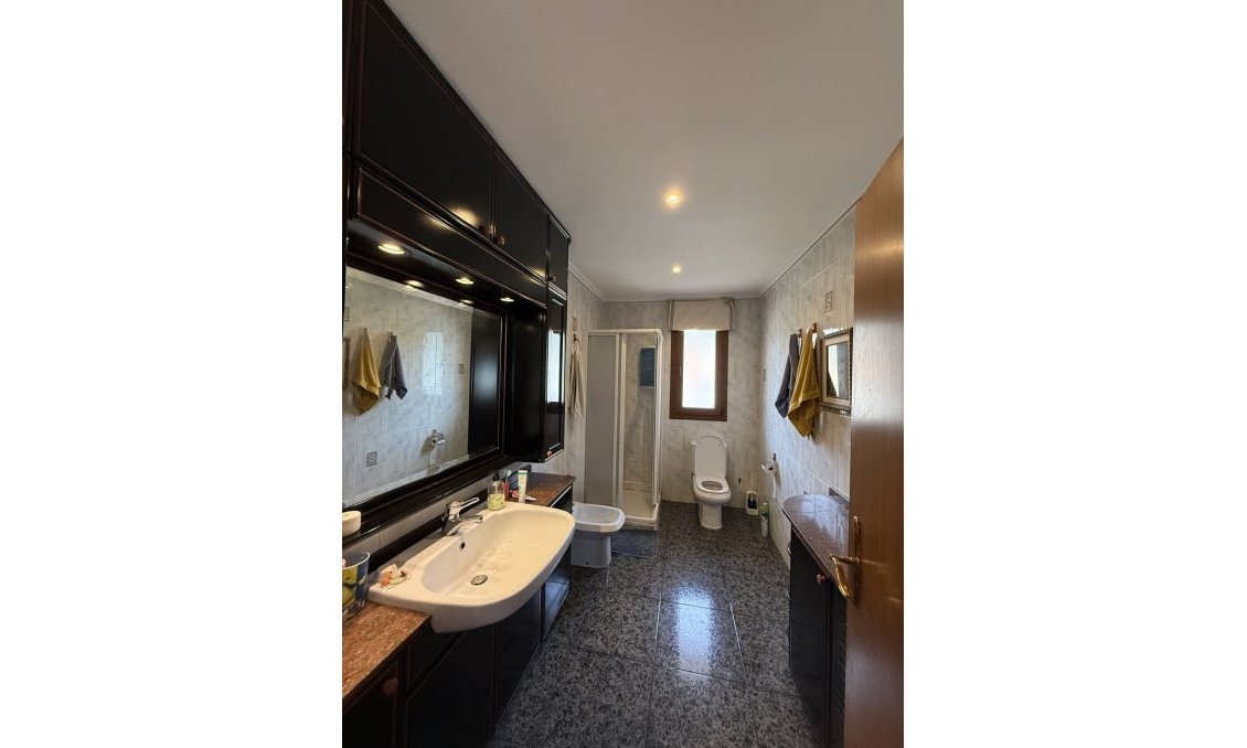 Segunda mano - Apartamento -
Onil - Costa Blanca