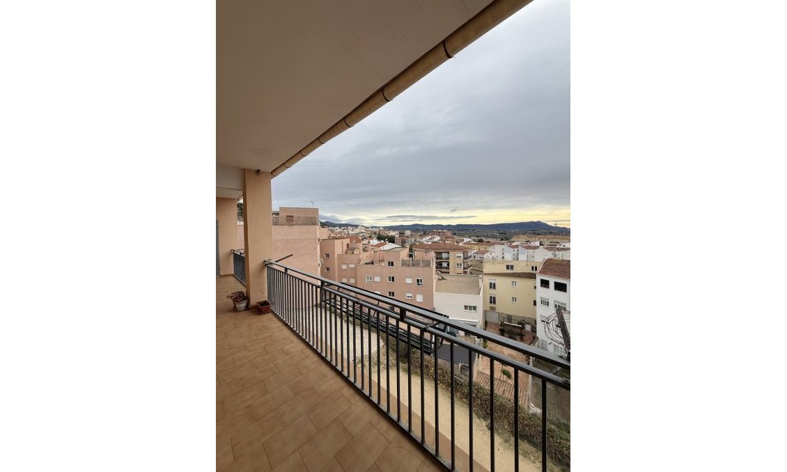 Segunda mano - Apartamento -
Onil - Costa Blanca