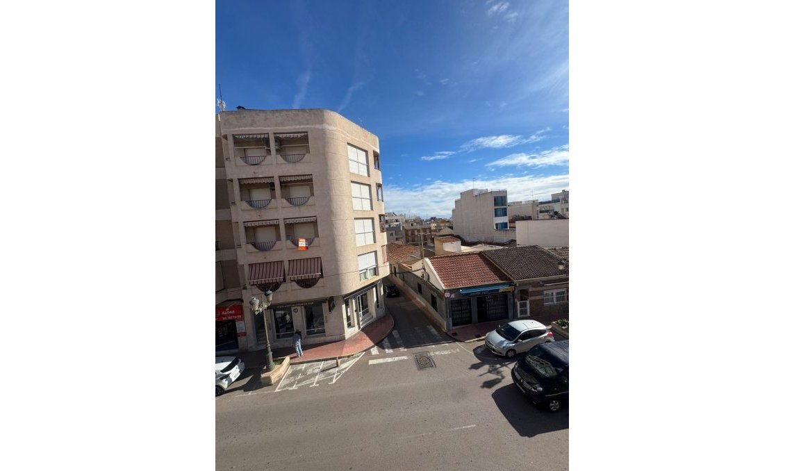 Resale - Apartment -
Guardamar del Segura