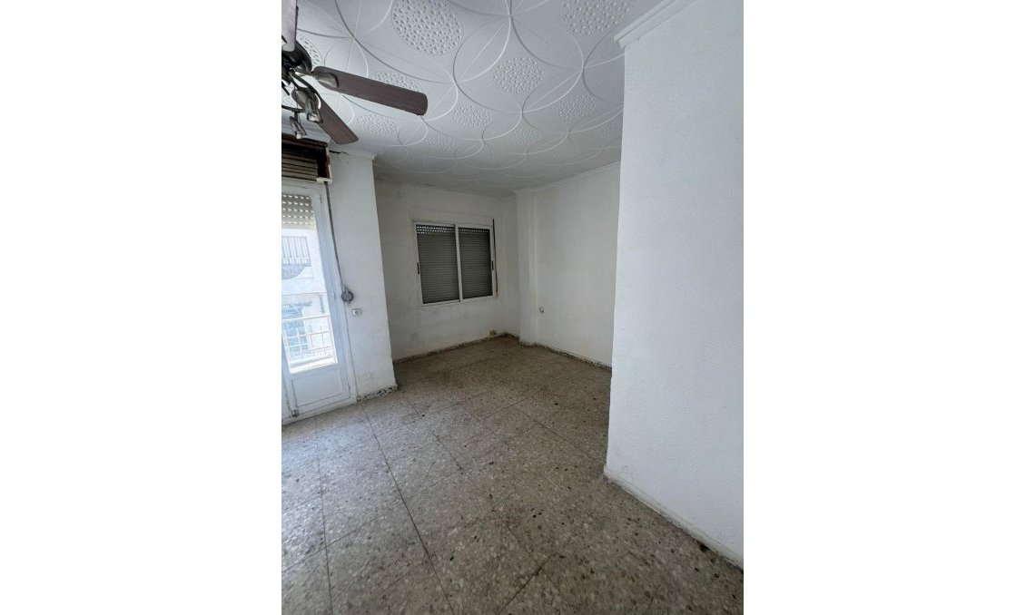 Resale - Apartment -
Guardamar del Segura