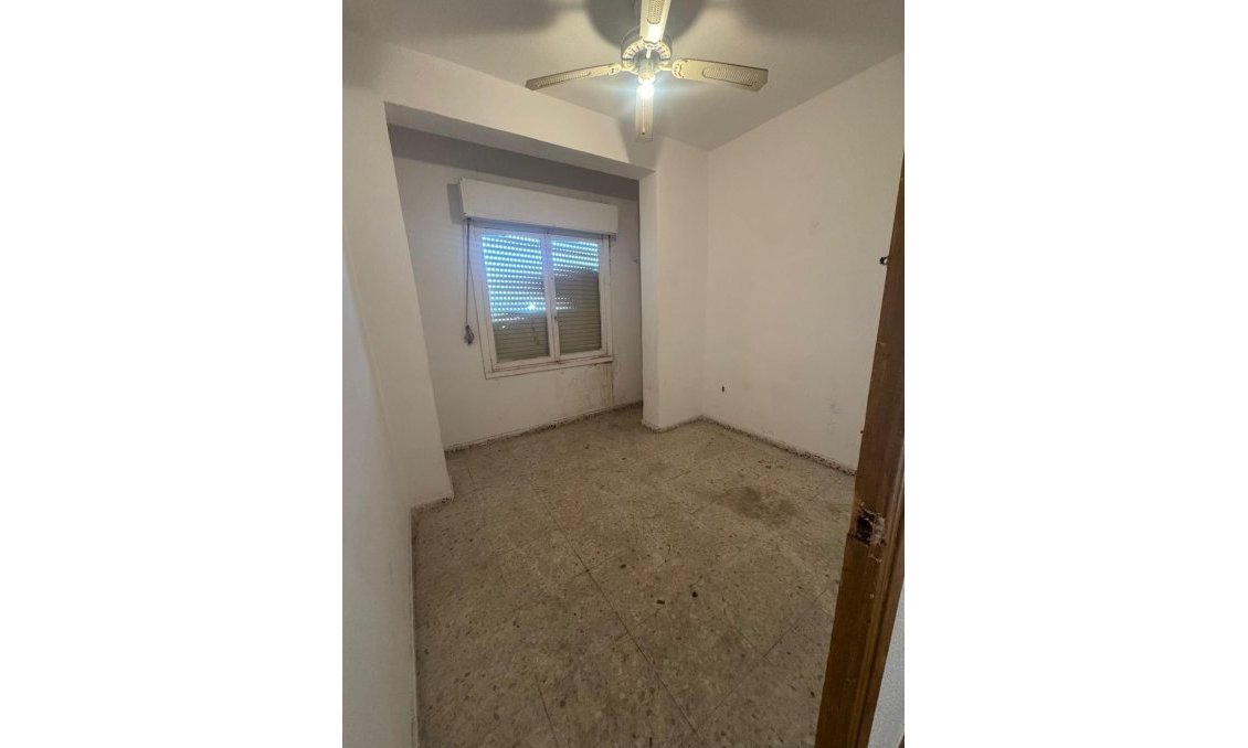 Resale - Apartment -
Guardamar del Segura