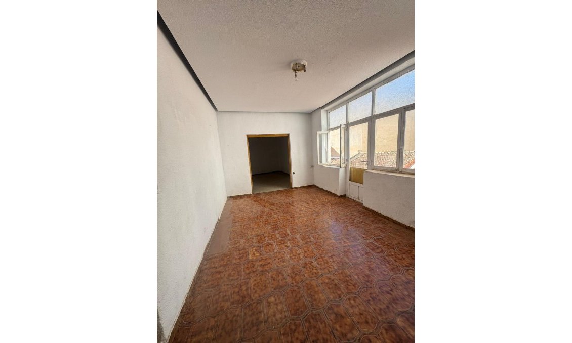 Resale - Apartment -
Guardamar del Segura