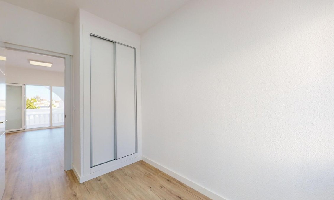 Segunda mano - Bungalow -
Orihuela Costa - Costa Blanca