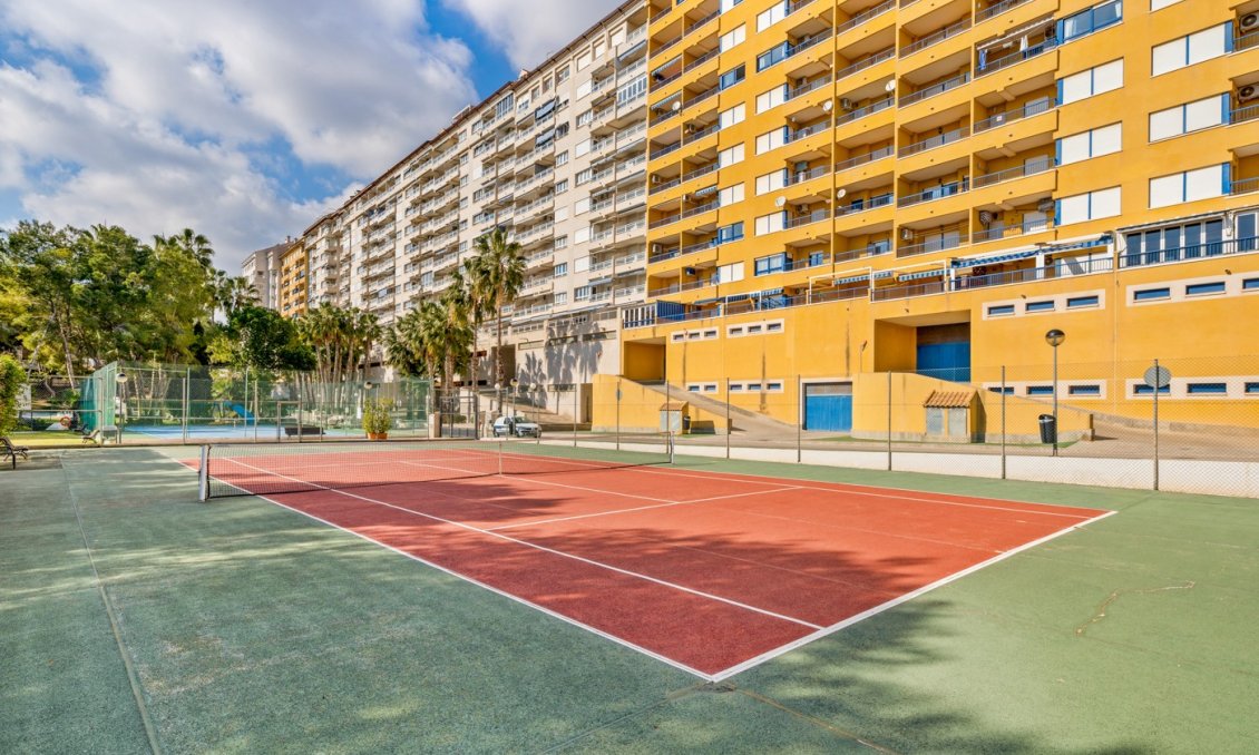 Wiederverkauf - Wohnung -
Alicante - Costa Blanca