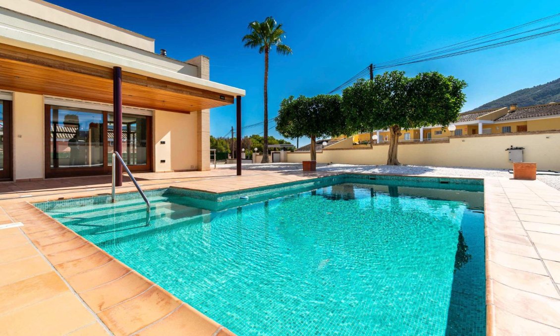 Wiederverkauf - Villa -
Alfas del Pí - Costa Blanca