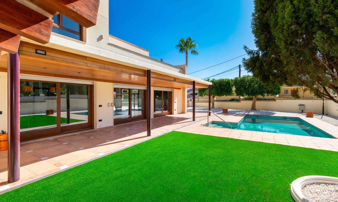 Wiederverkauf - Villa -
Alfas del Pí - Costa Blanca