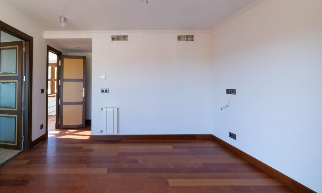 Wiederverkauf - Villa -
Alfas del Pí - Costa Blanca