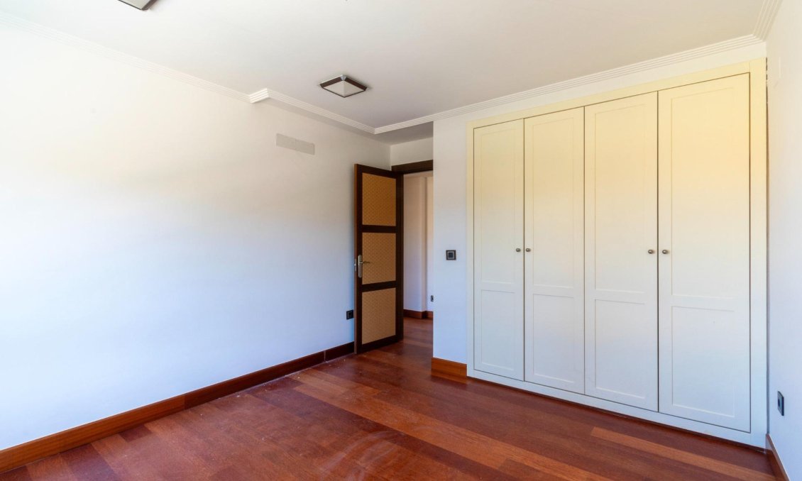 Wiederverkauf - Villa -
Alfas del Pí - Costa Blanca