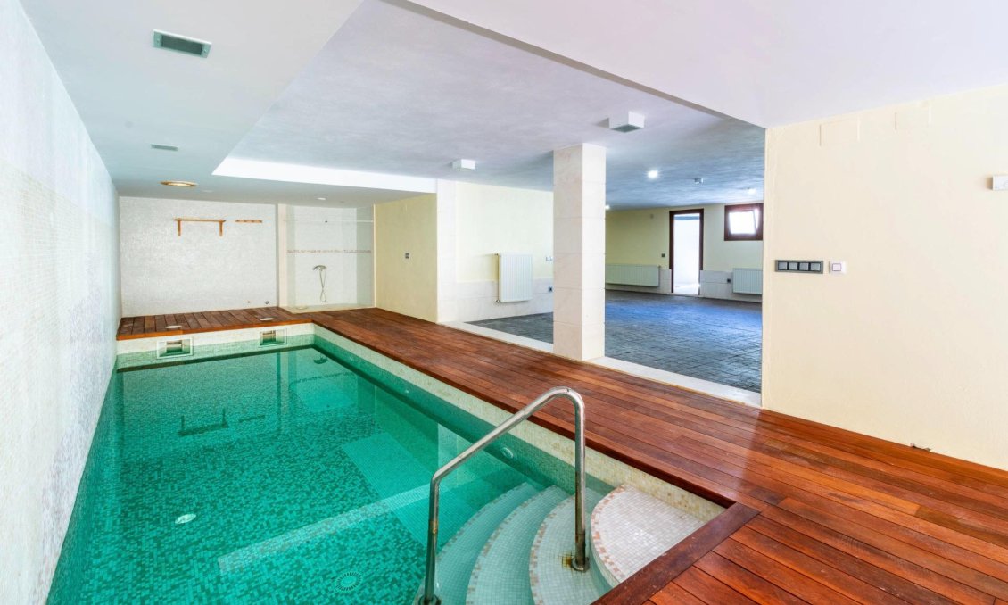 Wiederverkauf - Villa -
Alfas del Pí - Costa Blanca