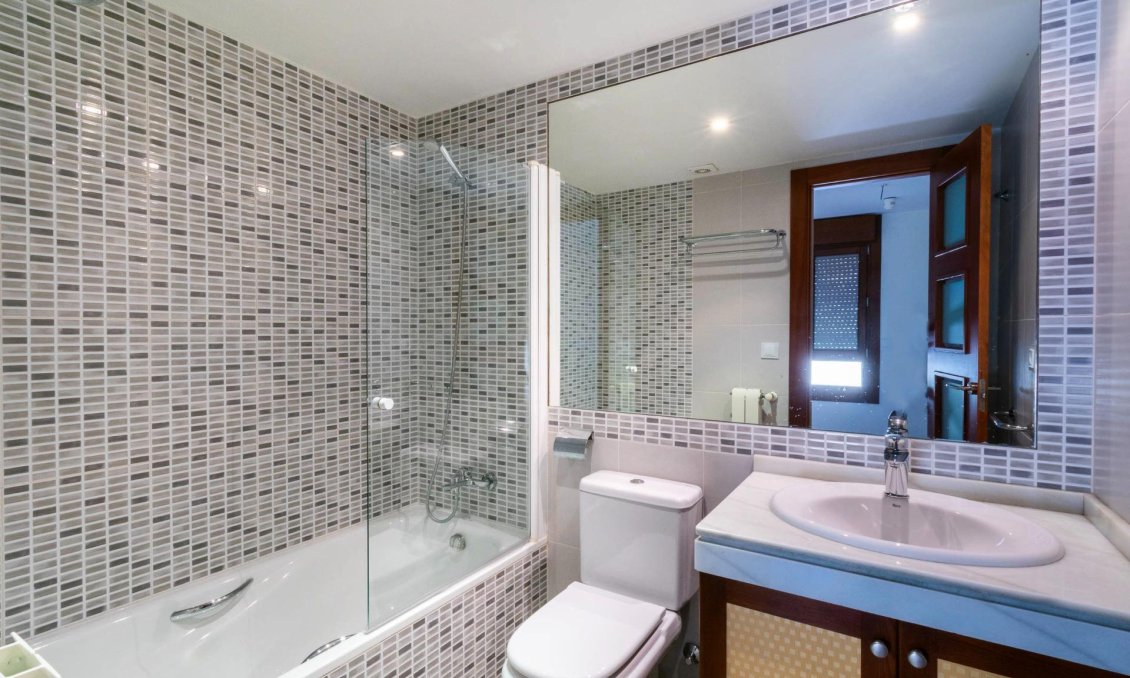 Wiederverkauf - Villa -
Alfas del Pí - Costa Blanca