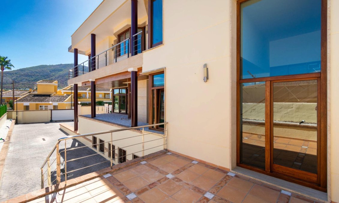 Wiederverkauf - Villa -
Alfas del Pí - Costa Blanca