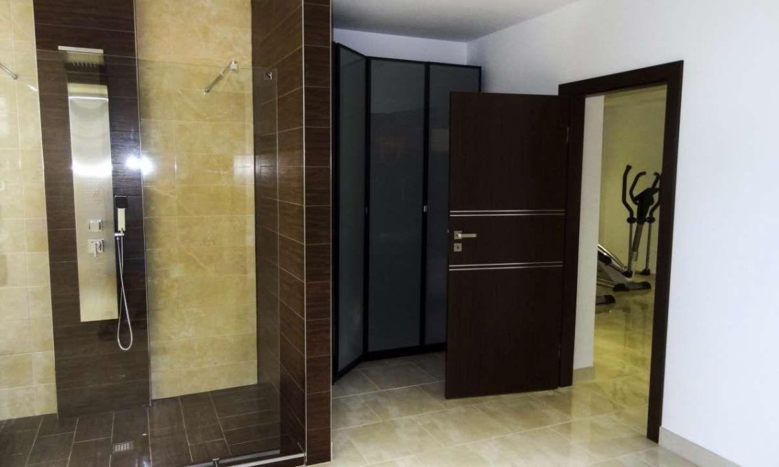 Wiederverkauf - Villa -
Alfas del Pí - Costa Blanca