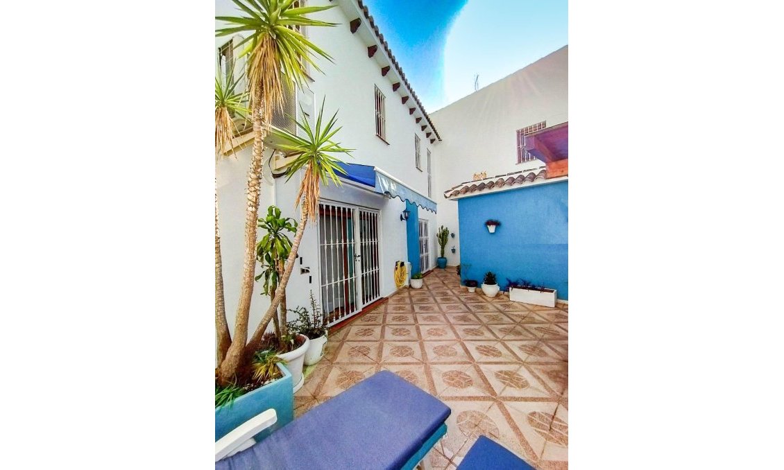 Revente - Villa -
Alfas del Pí - Costa Blanca