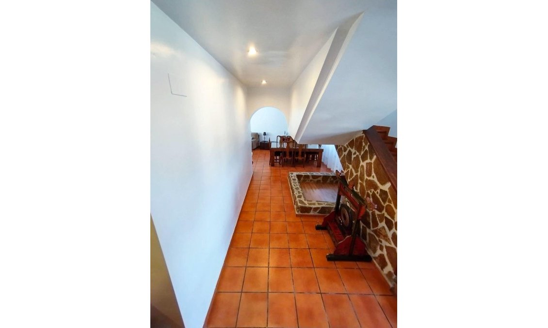 Revente - Villa -
Alfas del Pí - Costa Blanca