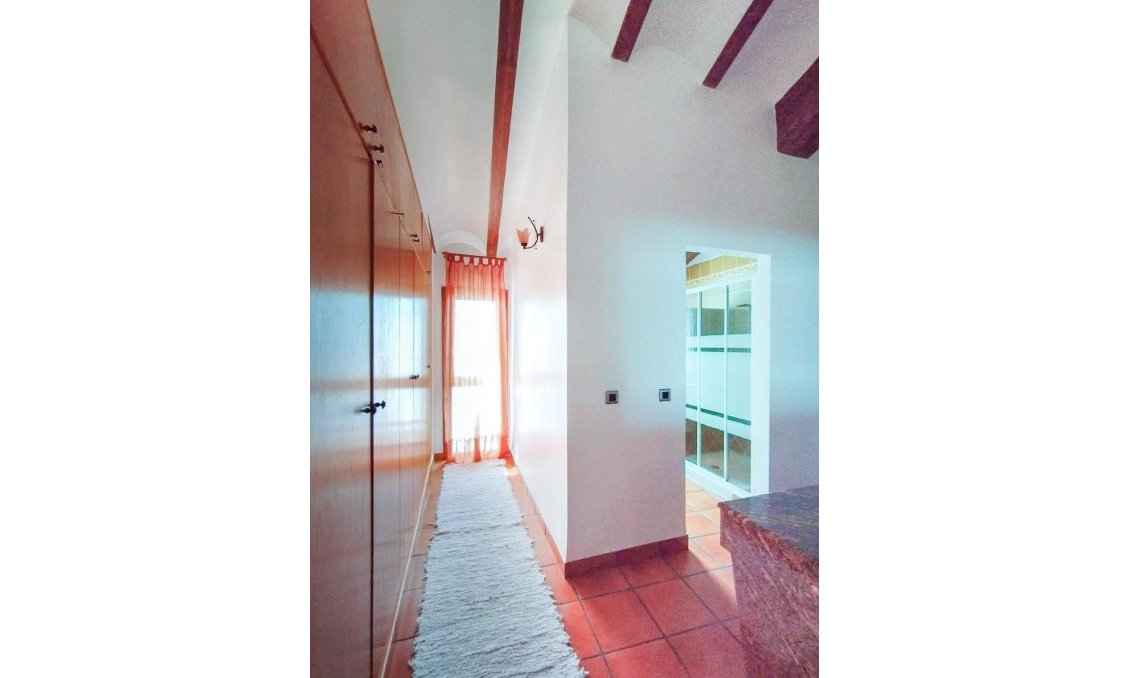 Revente - Villa -
Alfas del Pí - Costa Blanca