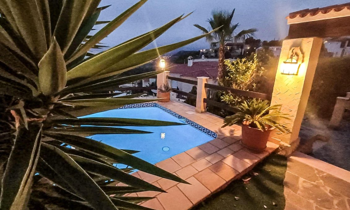 Segunda mano - Villa -
Alfas del Pí - Costa Blanca