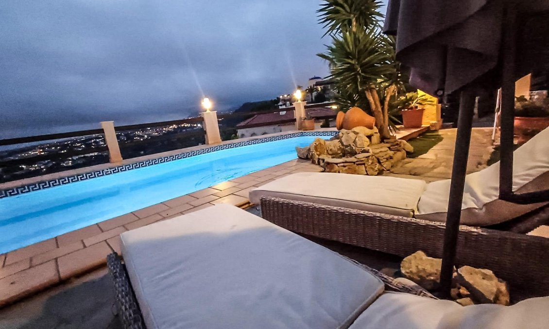 Segunda mano - Villa -
Alfas del Pí - Costa Blanca