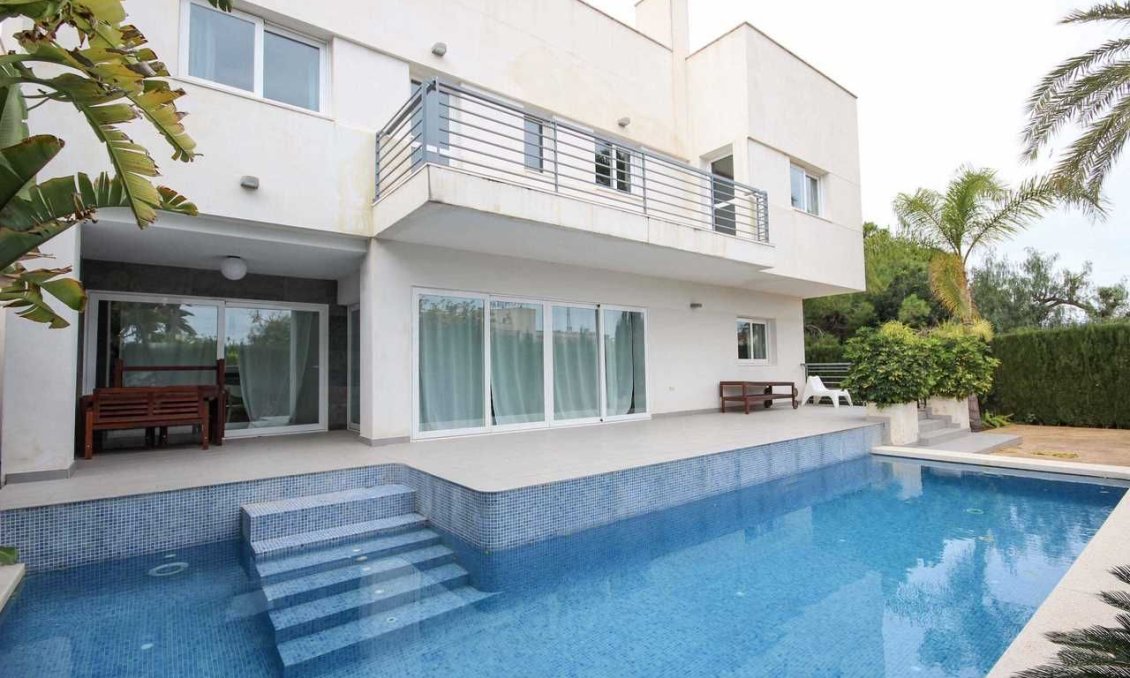 Wiederverkauf - Villa -
Alfas del Pí - Costa Blanca