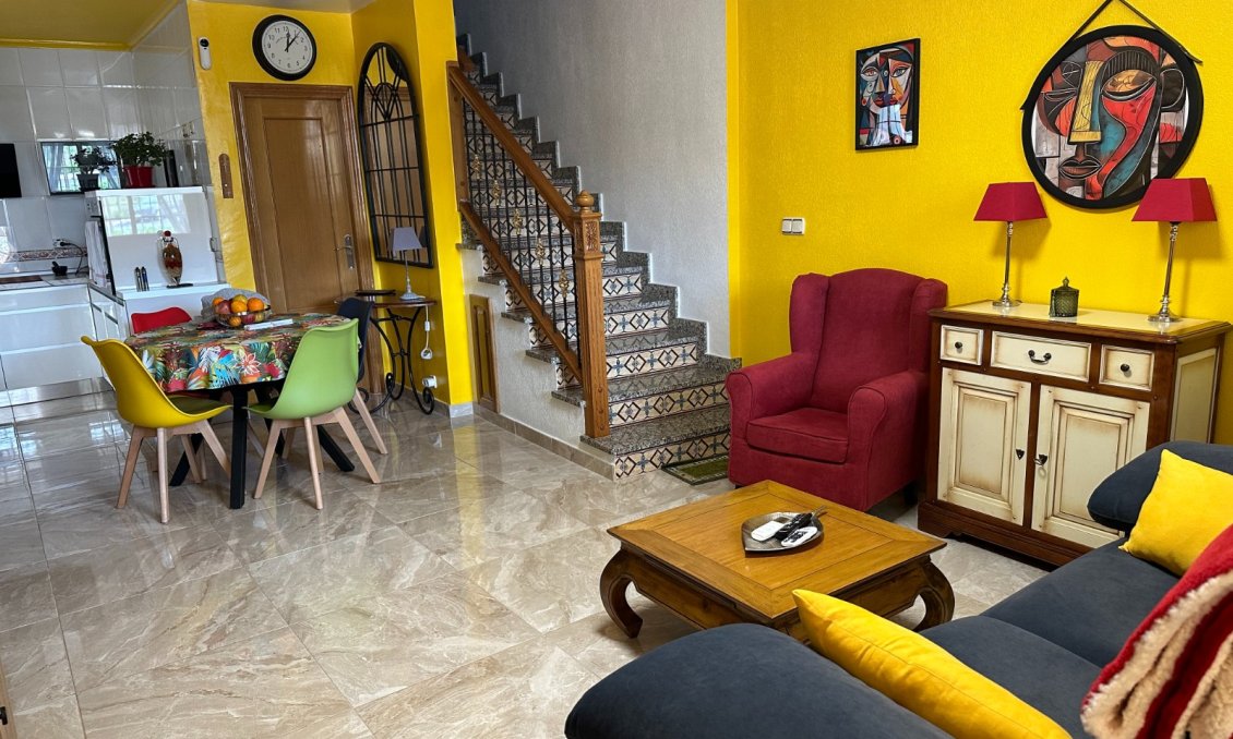 Segunda mano - Town House -
Bigastro - Inland