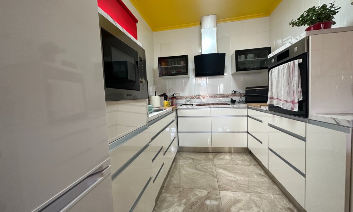 Segunda mano - Town House -
Bigastro - Inland