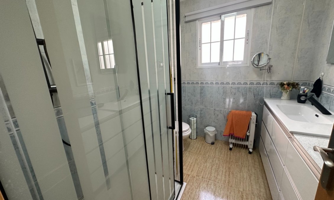 Segunda mano - Town House -
Bigastro - Inland