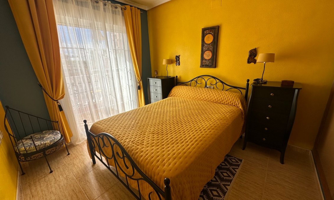 Segunda mano - Town House -
Bigastro - Inland