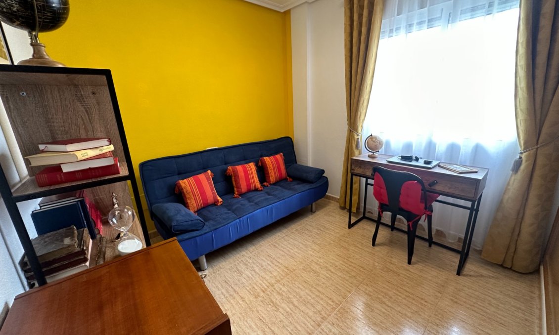 Segunda mano - Town House -
Bigastro - Inland