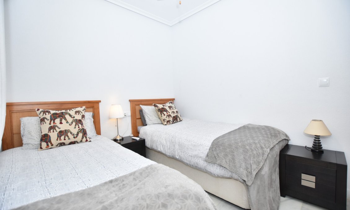 Segunda mano - Bungalow -
Algorfa - Inland