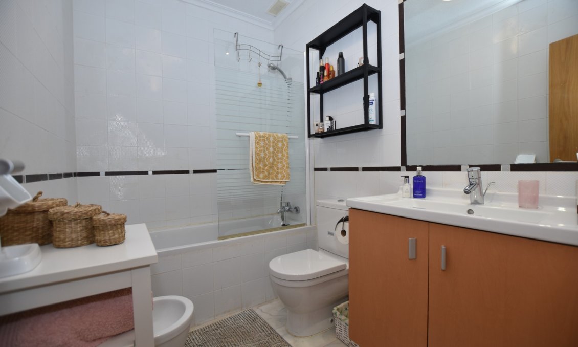 Segunda mano - Bungalow -
Algorfa - Inland