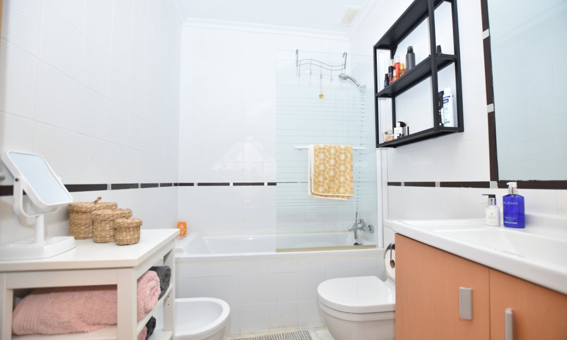 Segunda mano - Bungalow -
Algorfa - Inland