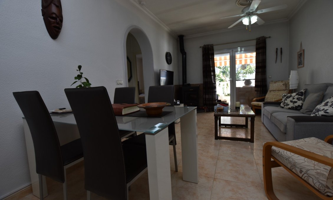 Segunda mano - Town House -
Algorfa - Inland