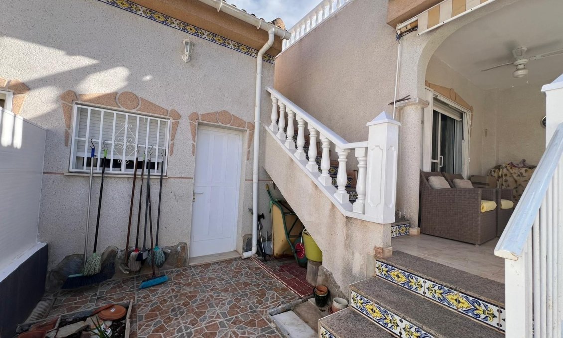 Segunda mano - Town House -
Algorfa - Inland