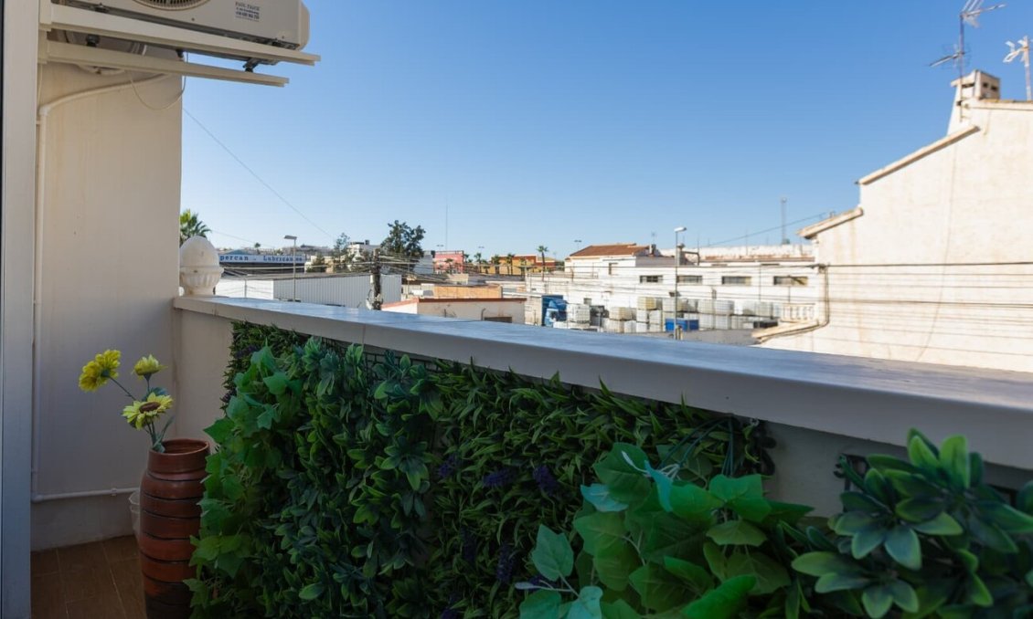 Resale - Town House -
Torrevieja