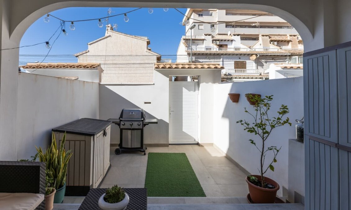 Resale - Town House -
Torrevieja