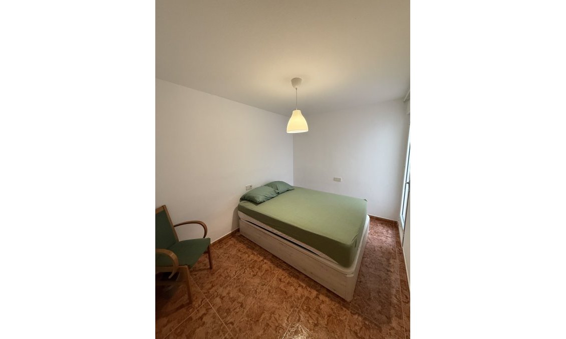 Segunda mano - Apartamento -
Torrevieja - Centro