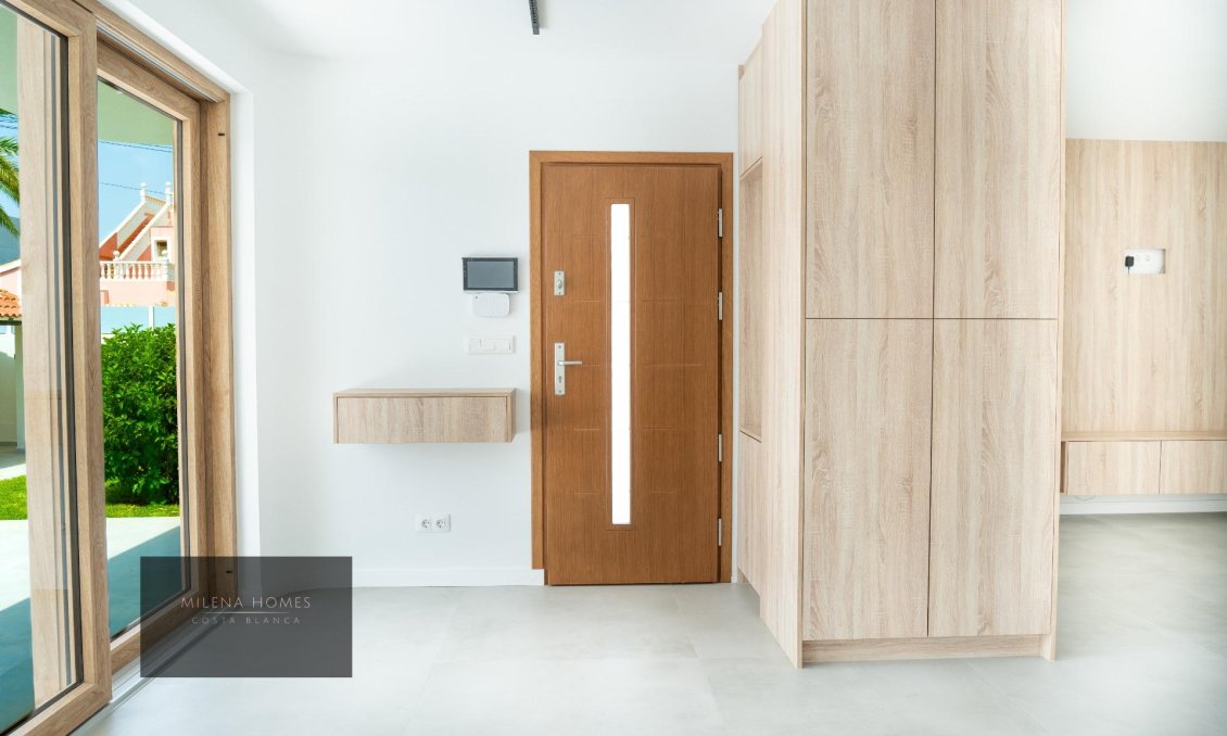 Használt Ingatlanok - Villa -
Cabo Roig