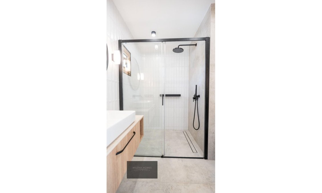 Használt Ingatlanok - Villa -
Cabo Roig