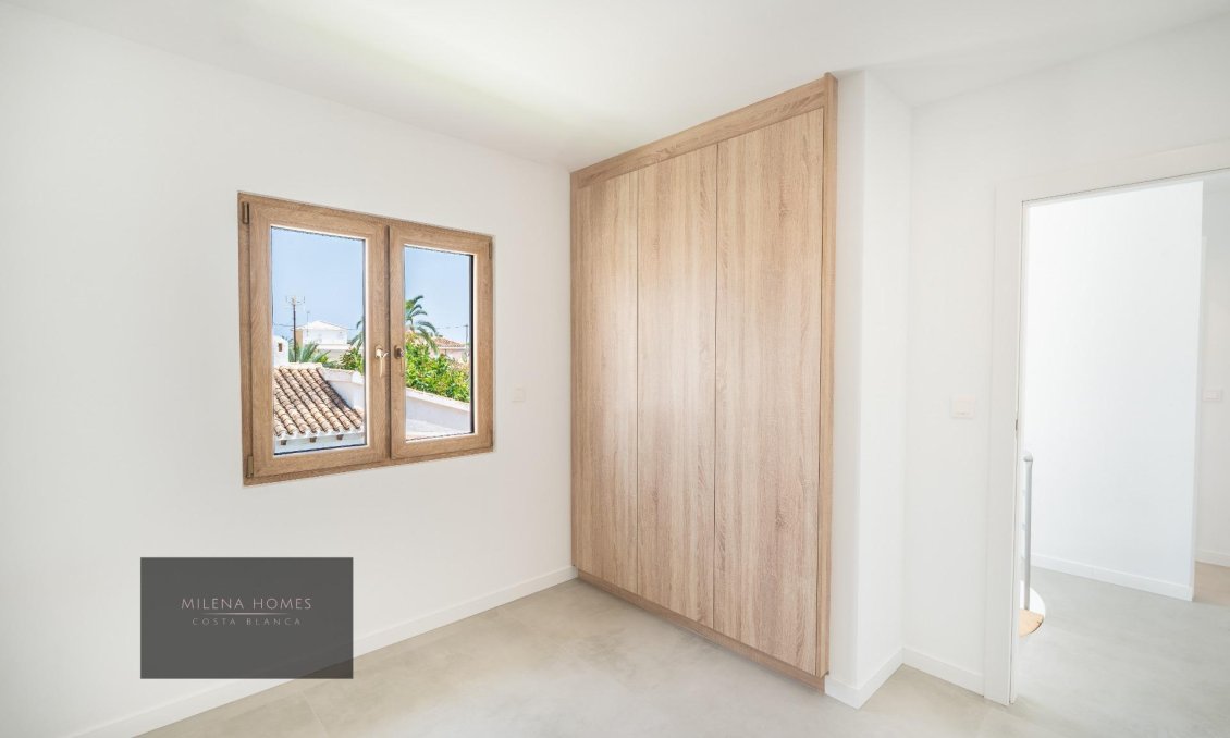 Használt Ingatlanok - Villa -
Cabo Roig