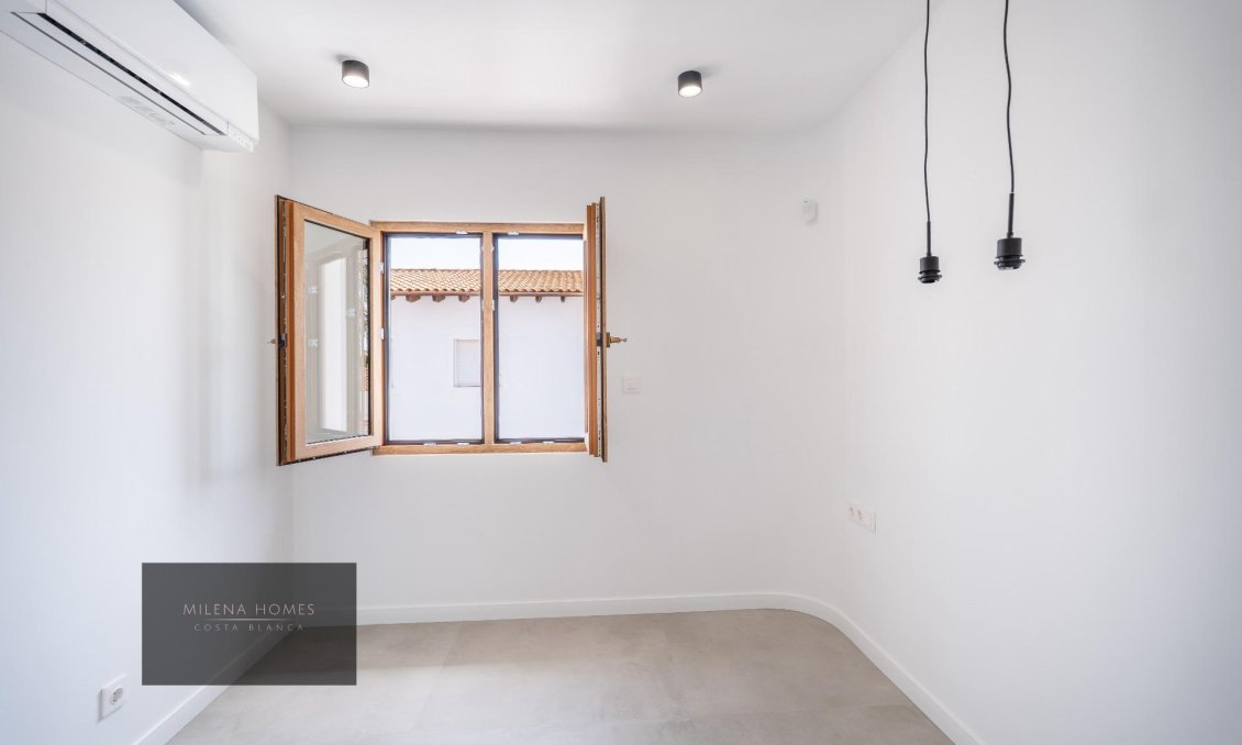 Használt Ingatlanok - Villa -
Cabo Roig