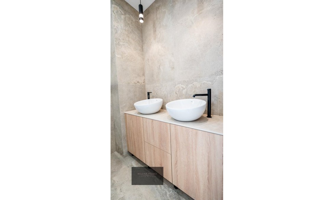 Használt Ingatlanok - Villa -
Cabo Roig