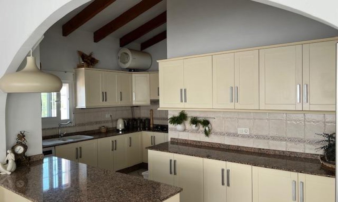 Wiederverkauf - Villa -
Dolores - Comunidad Valenciana