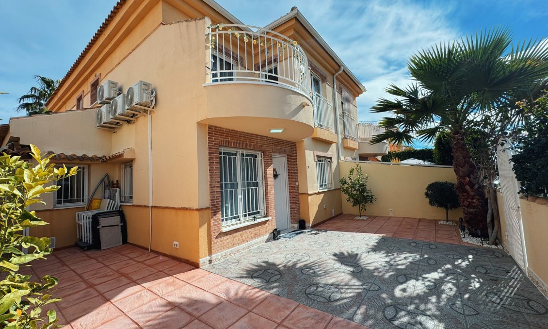 Revânzare - Town House -
Ciudad Quesada - Costa Blanca