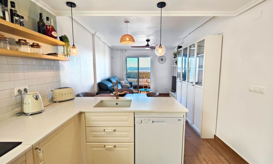 Wiederverkauf - Wohnung -
Torrevieja - Costa Blanca