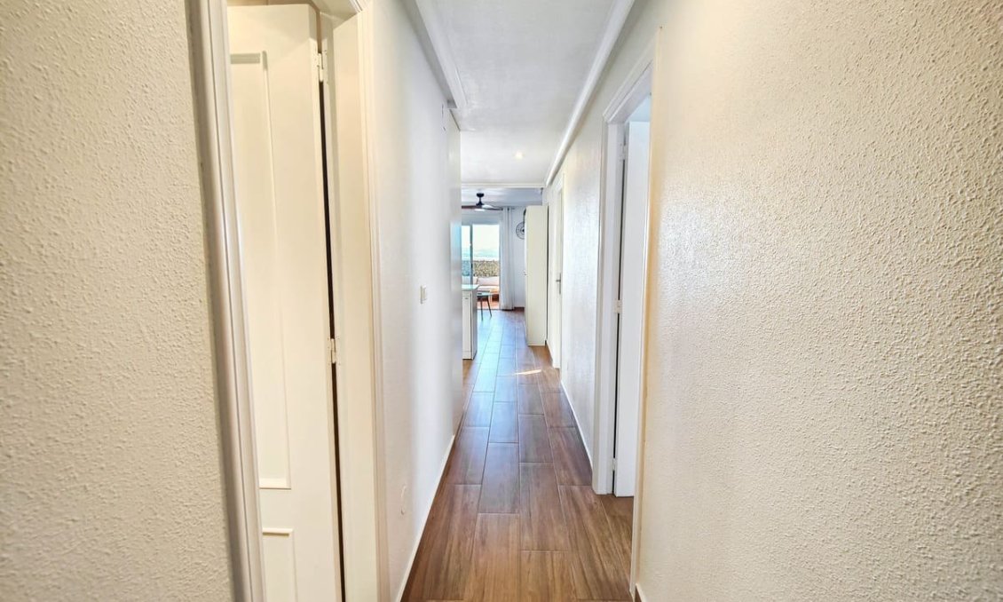 Wiederverkauf - Wohnung -
Torrevieja - Costa Blanca